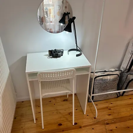 Calm Corner Delfon Apartman *